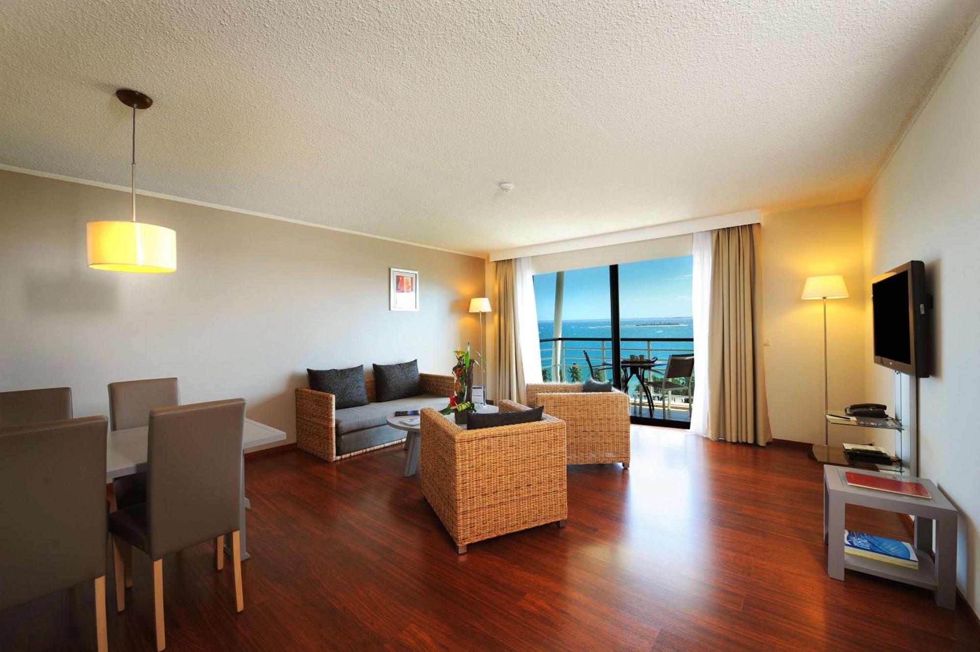 Hilton Noumea La Promenade Residences Exterior photo